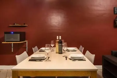 Great In Alexanderplatz ברלין